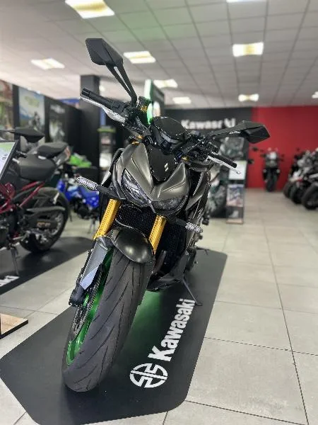 1100 SX SE