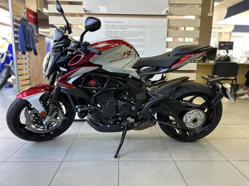 BRUTALE 800 RR