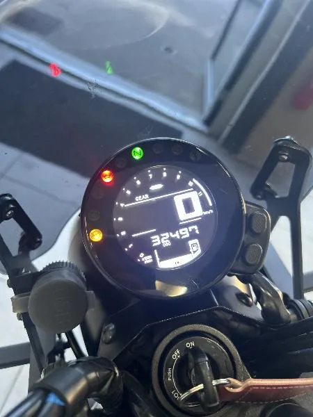 XSR 700 XTRIBUTE
