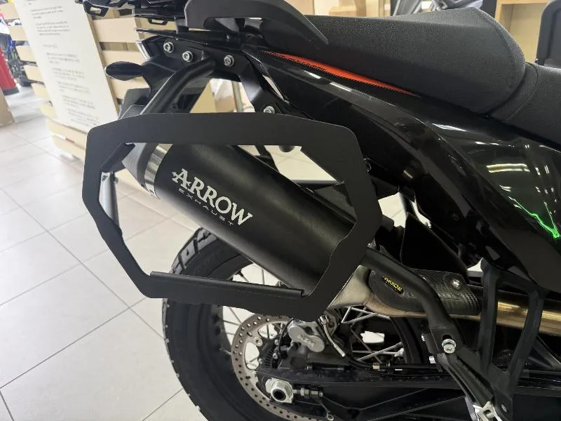 790 ADVENTURE