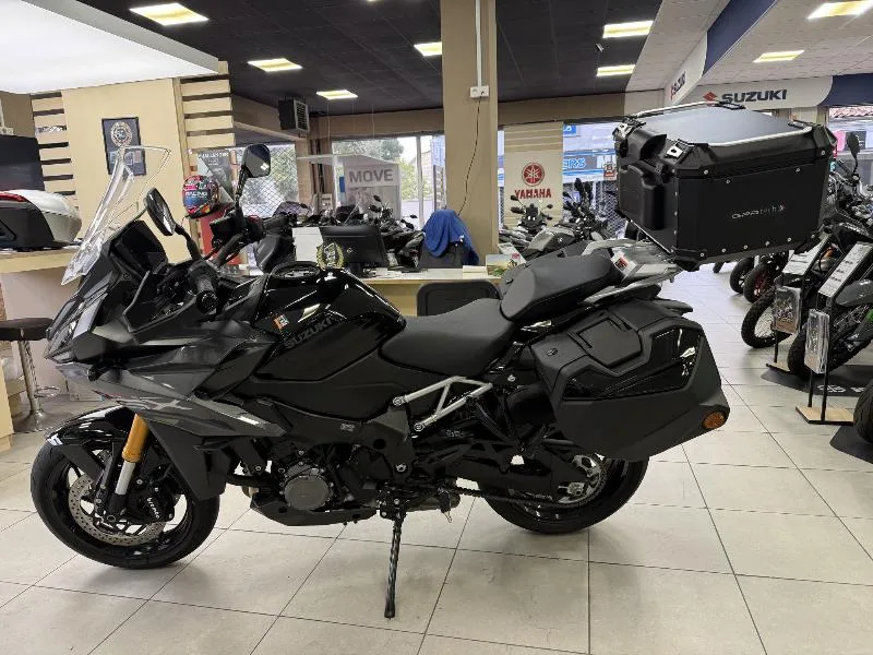 GSXS 1000 GX