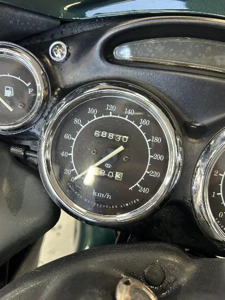 TROPHY 900