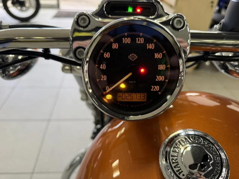 SPORTSTER CUSTOM 1200 CA