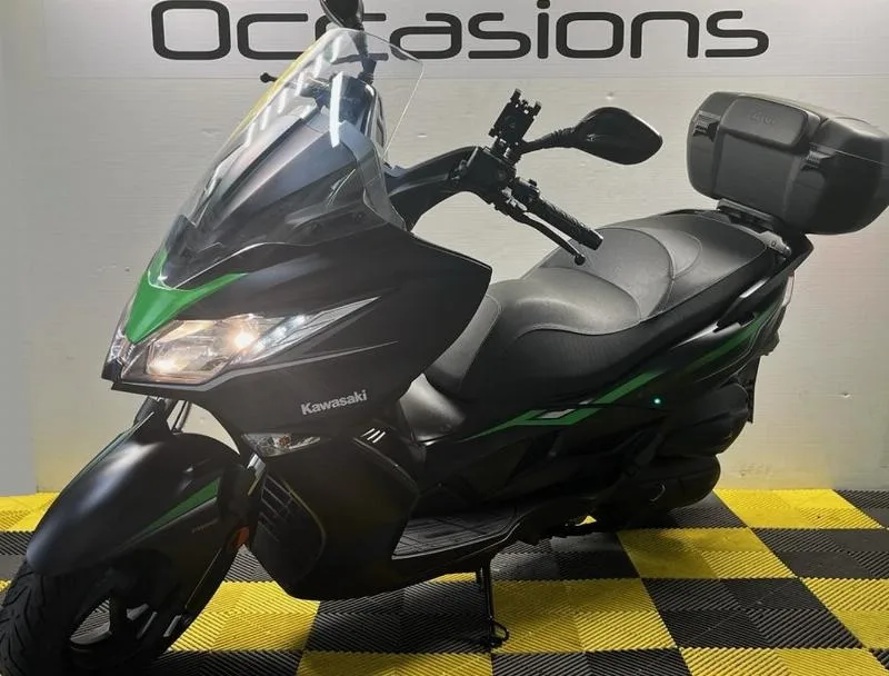 J125