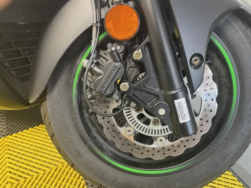J125