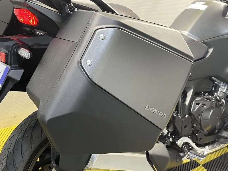 NT 1100