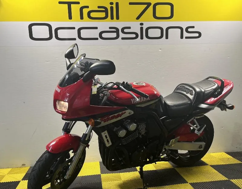 FZS FAZER