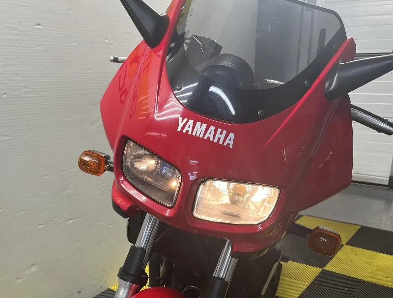 FZS FAZER