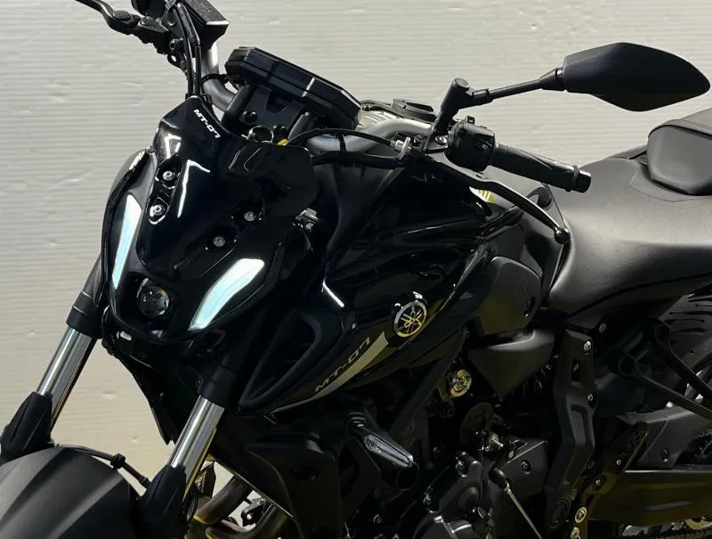 MT07