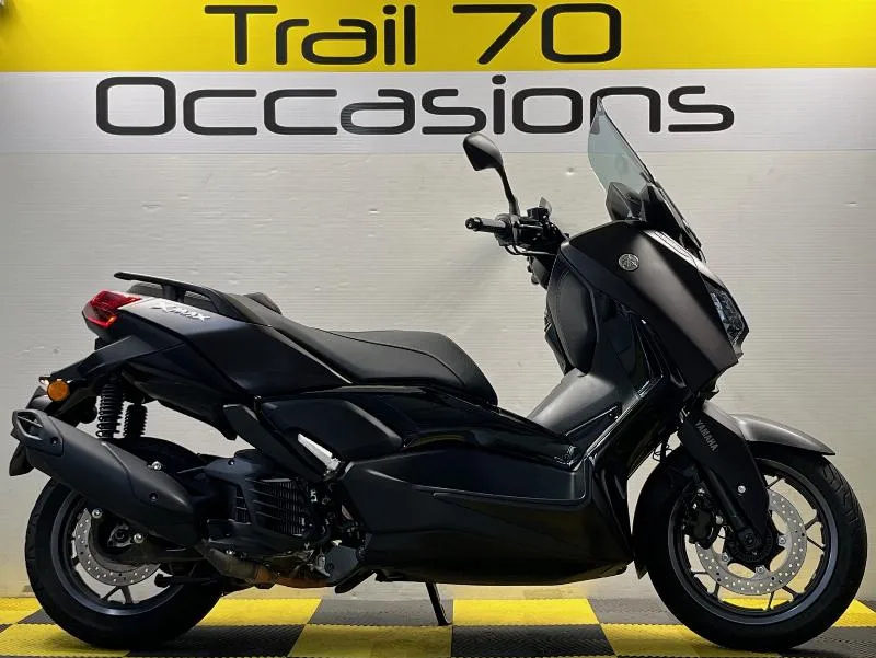 XMAX 125