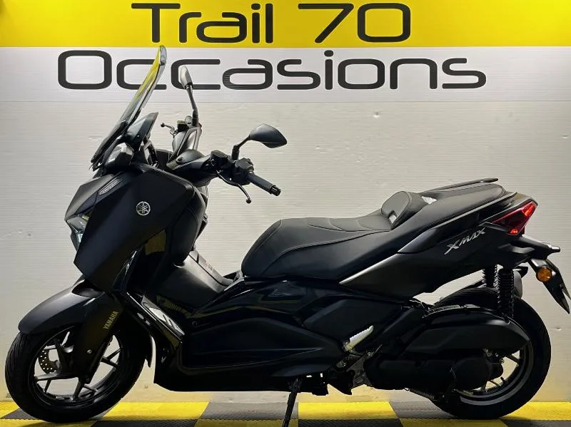 XMAX 125