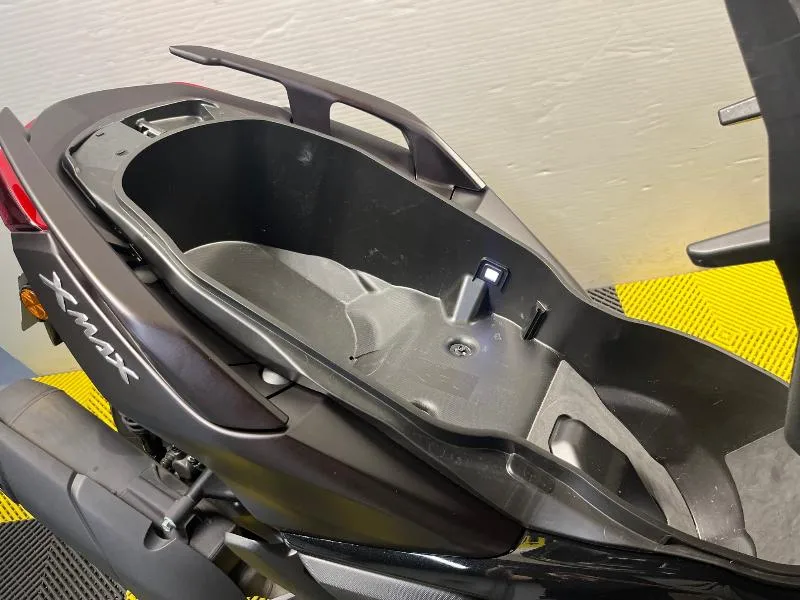 XMAX 125