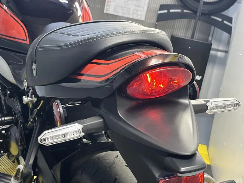 Z 900
