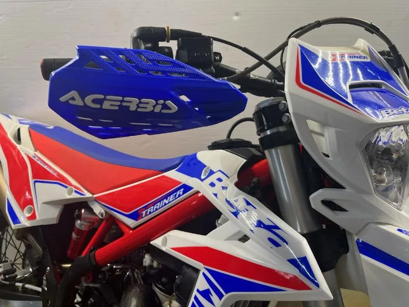 XTRAINER 300