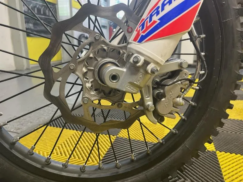 XTRAINER 300
