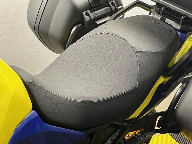 DL VSTROM 800DE