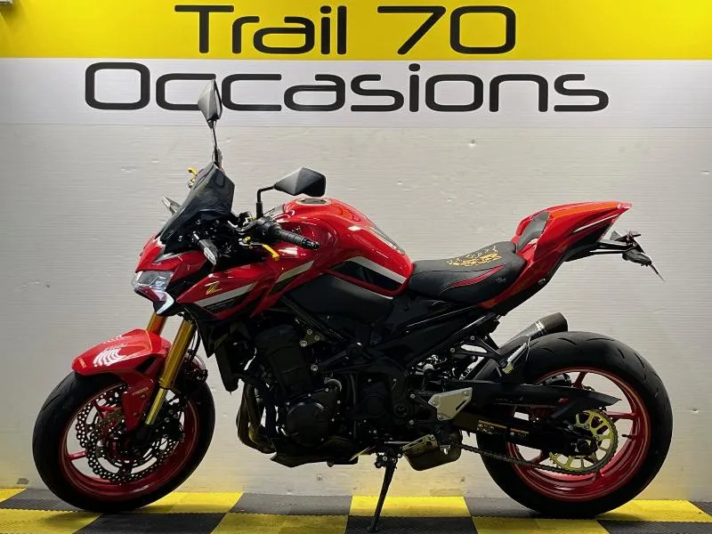 Z 900