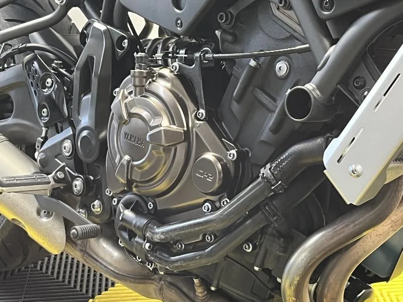 XSR 700