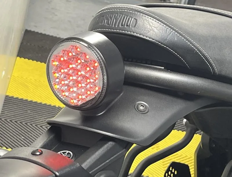 XSR 700