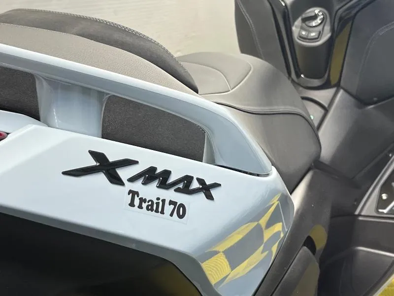 XMAX 300 TECH MAX 