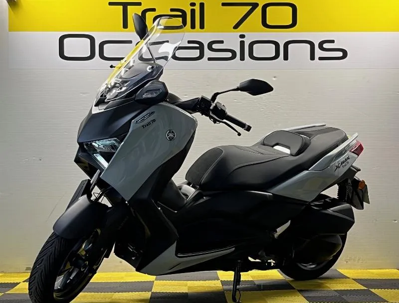 XMAX 300 TECH MAX 