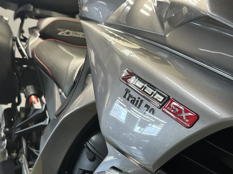 Z 1000 SX