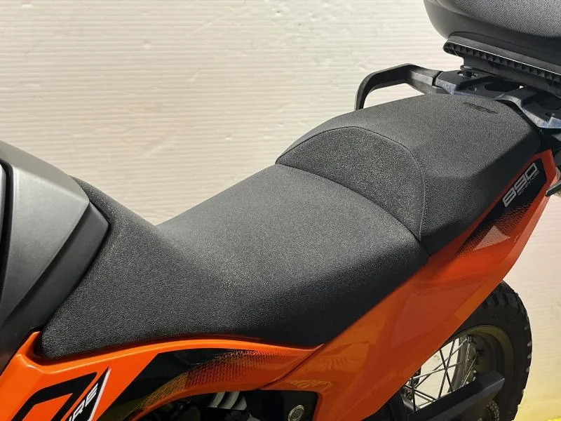 890 ADVENTURE