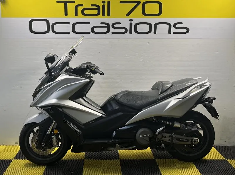 AK 550
