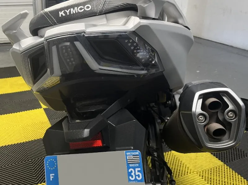 AK 550