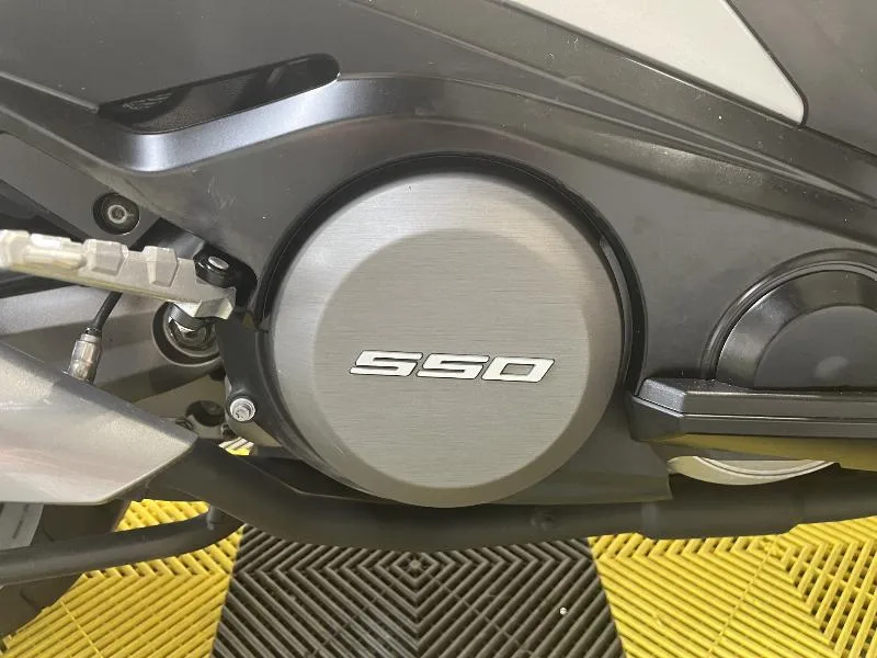 AK 550
