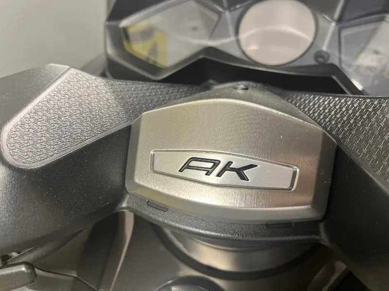 AK 550