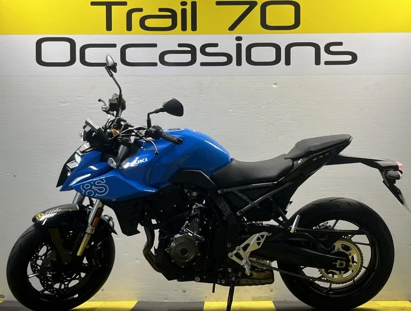 GSX8S