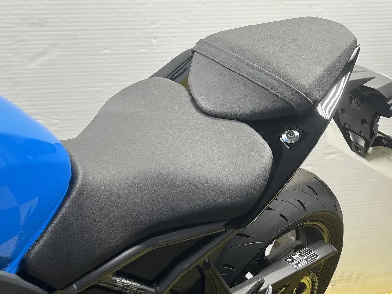 GSX8S