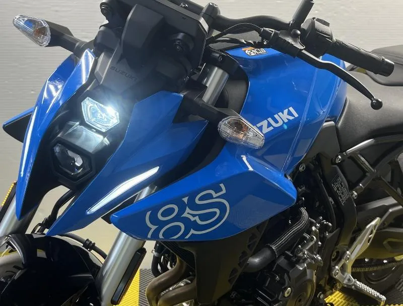 GSX8S