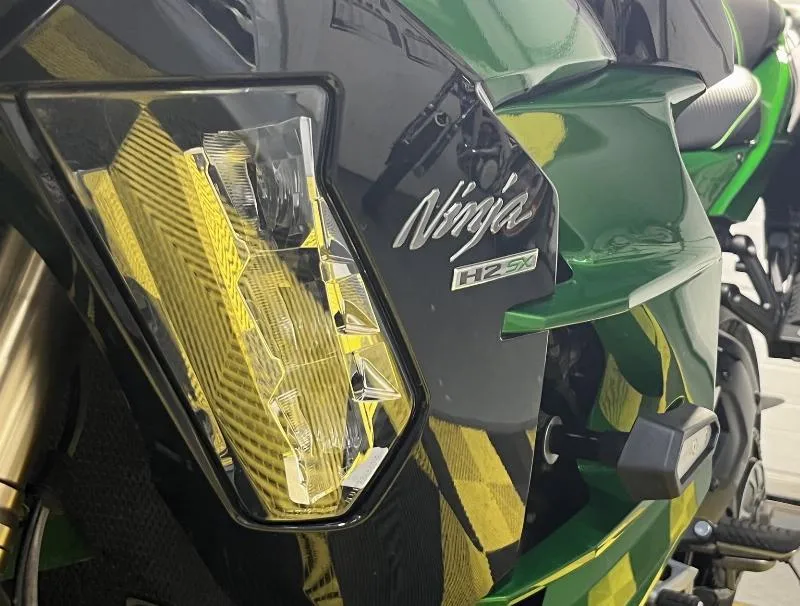 Ninja H2 SX SE