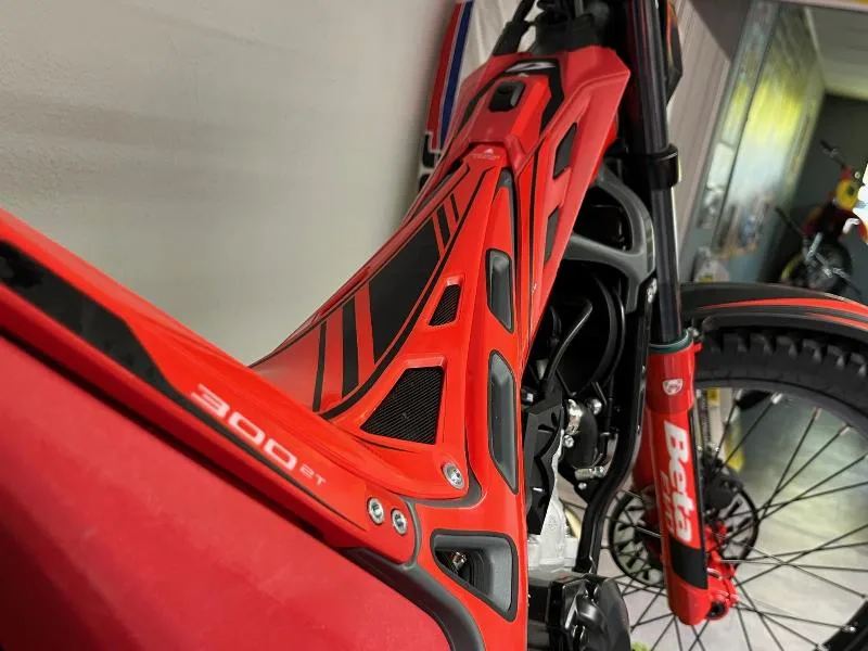 EVO 300 2T