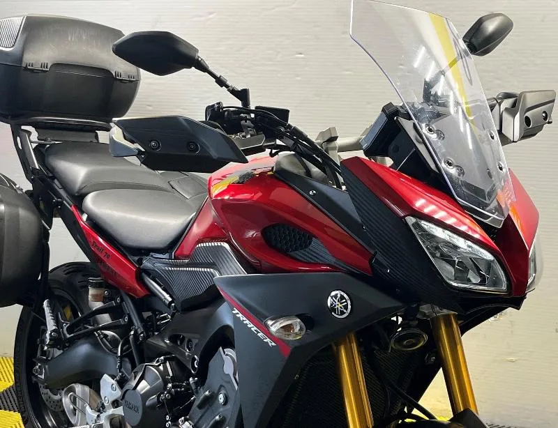 TRACER 900