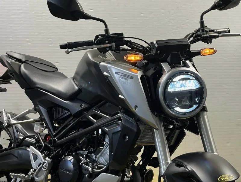 CB 125