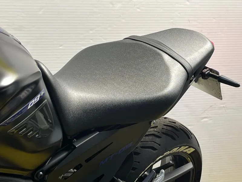MT09