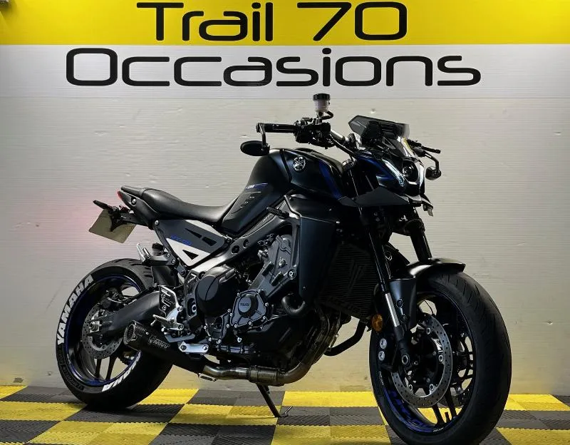 MT09