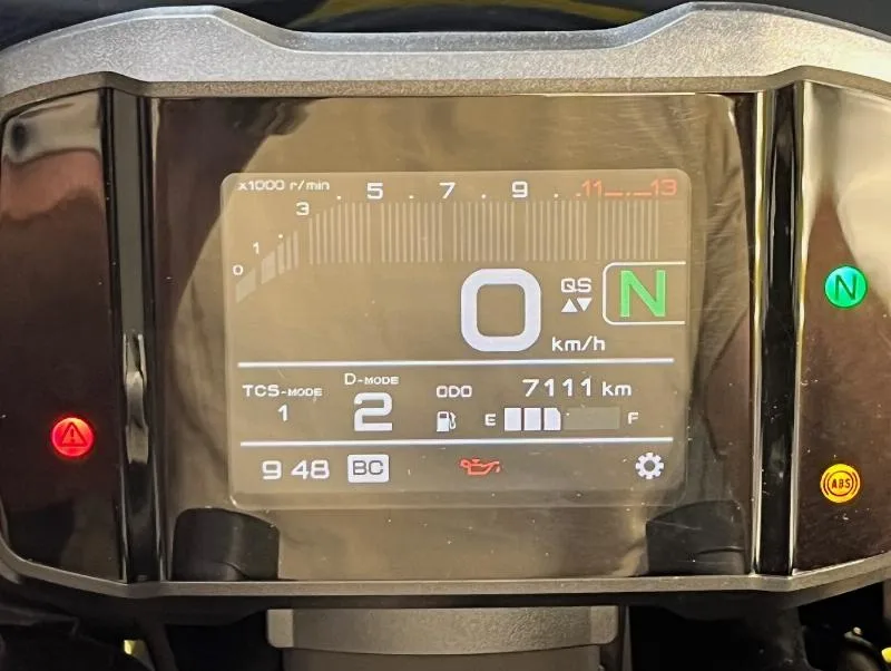 MT09