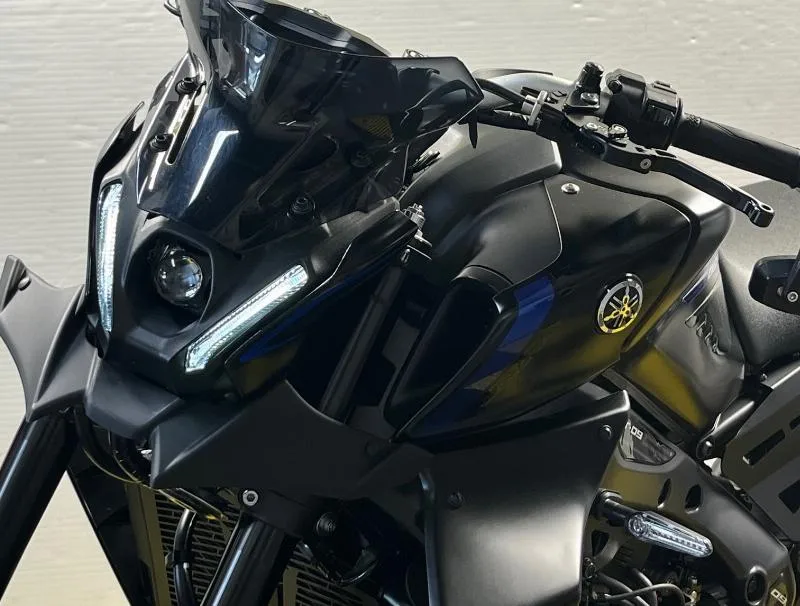 MT09