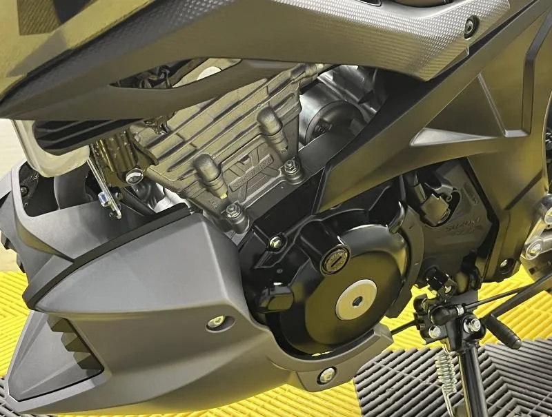 GSXS 125 ABS