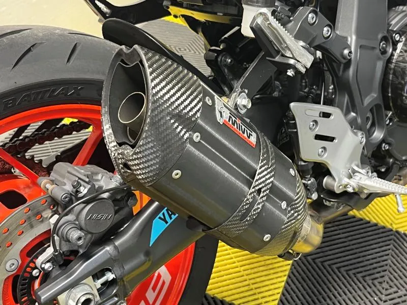 MT09