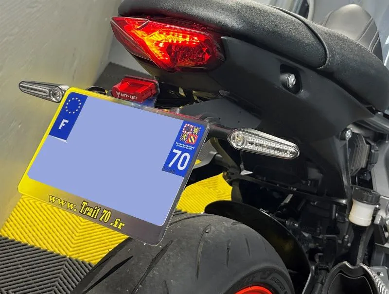 MT09