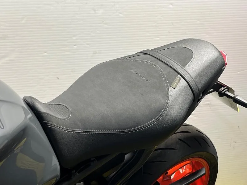 MT09