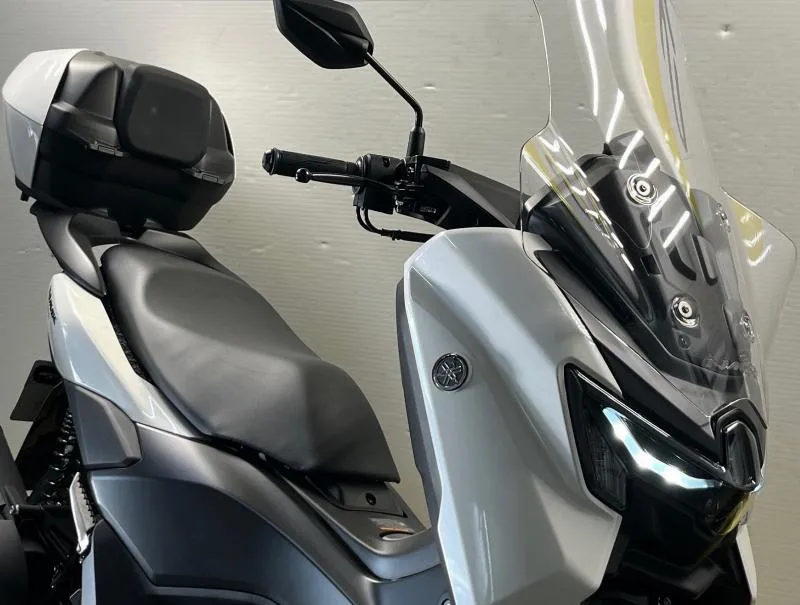 NMAX 125