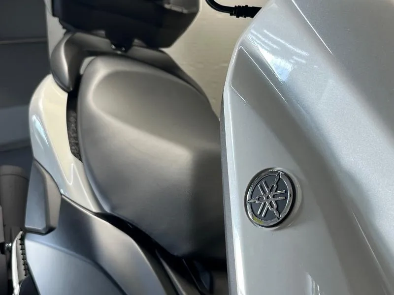 NMAX 125