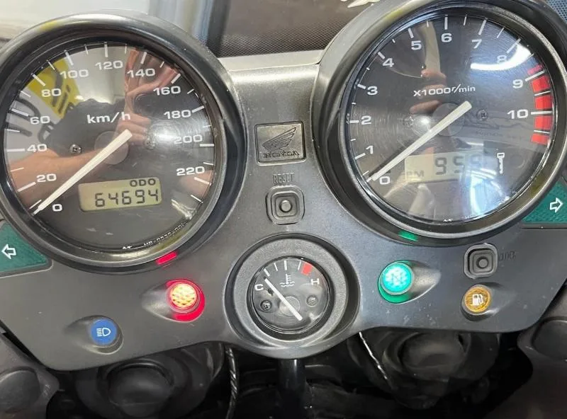 XL 1000