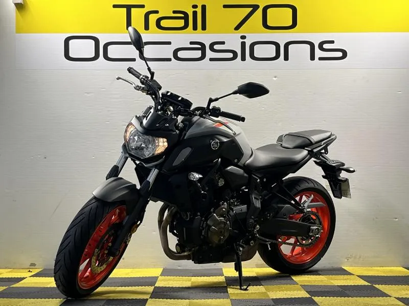 MT07
